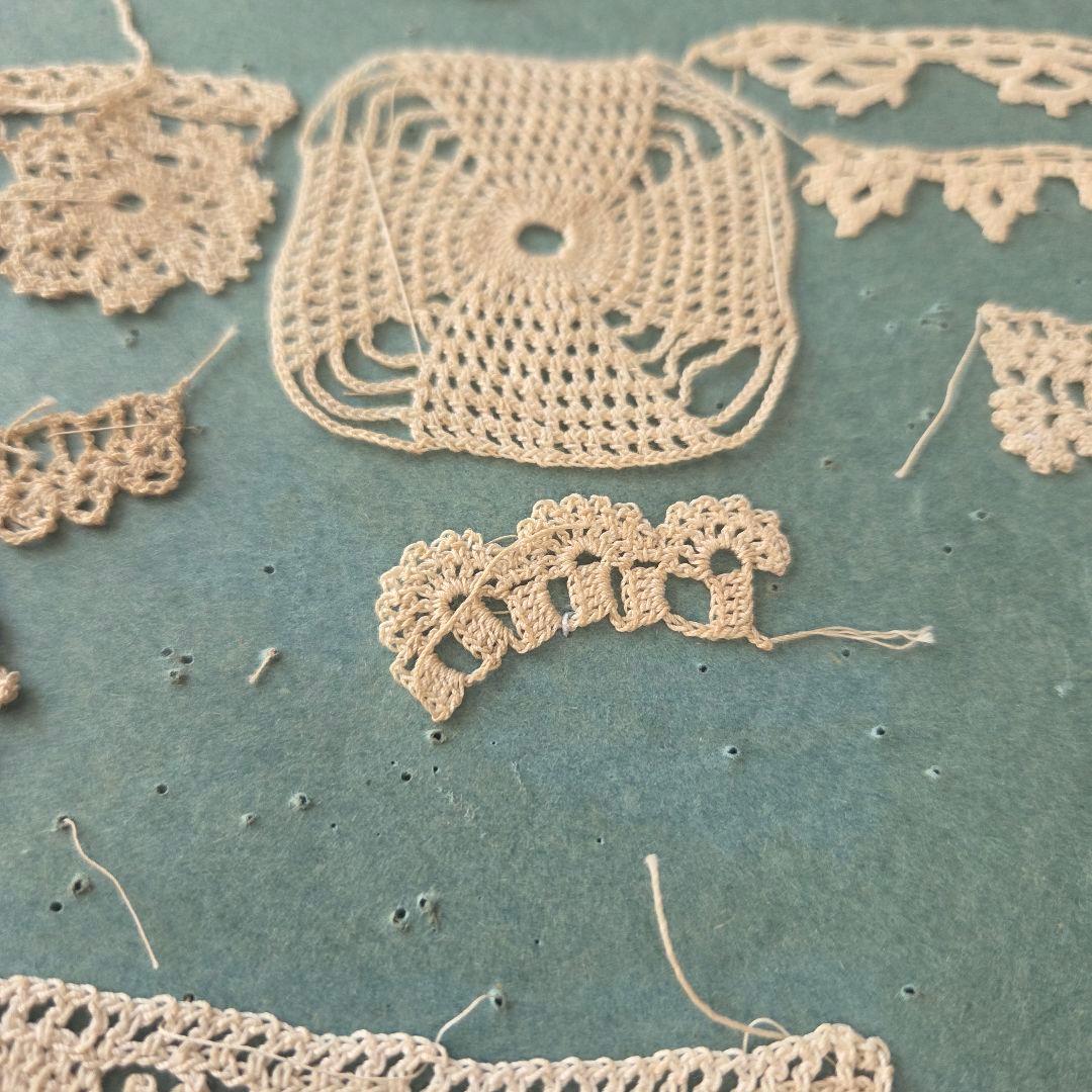 フランス　アンティーク　サンプラー　クロッシェレース