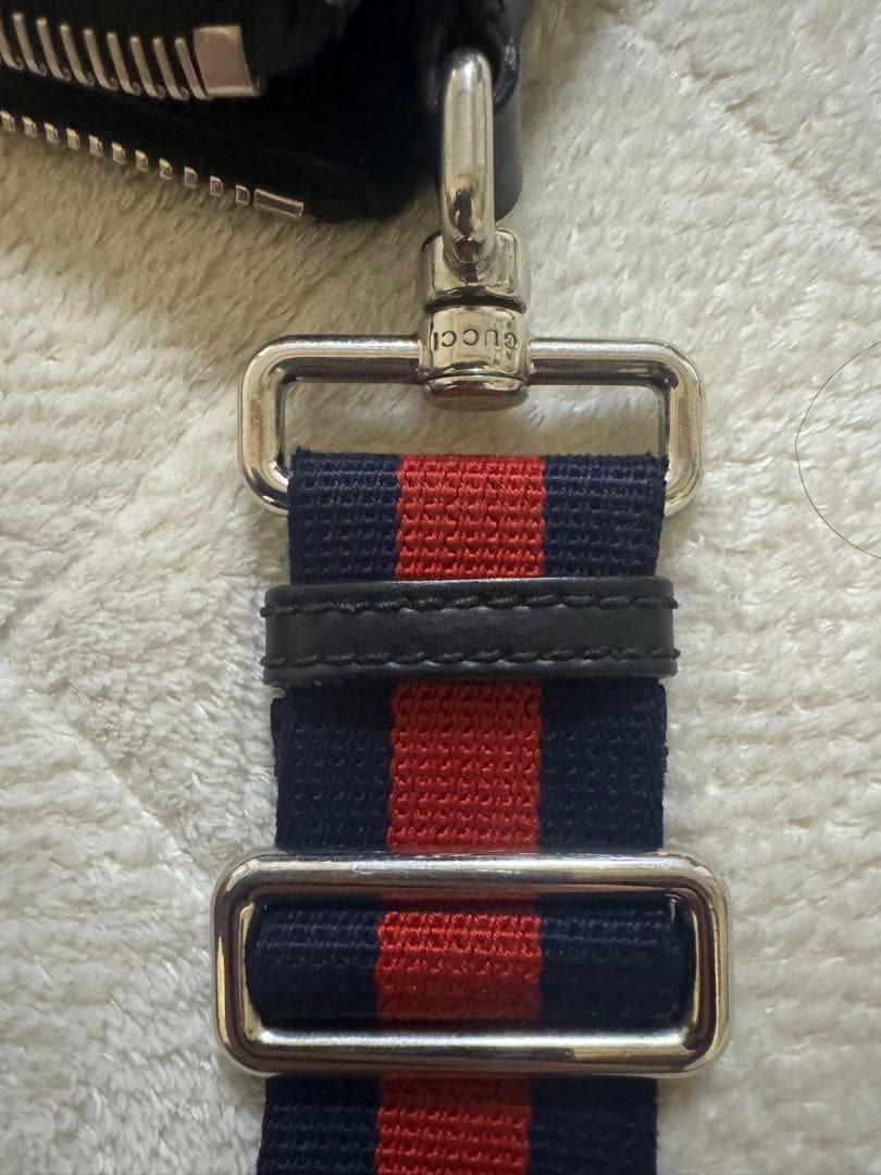 GUCCI ショルダーバッグ　美品