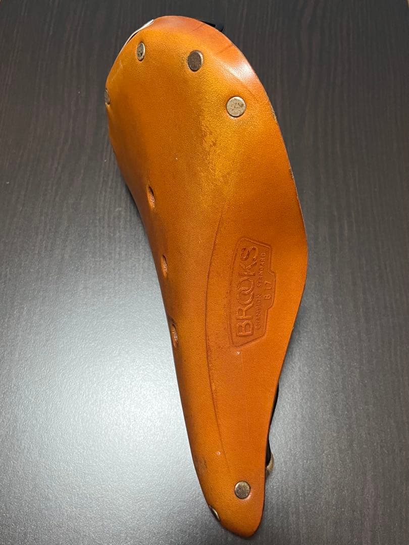 BROOKS B17 レザーサドル