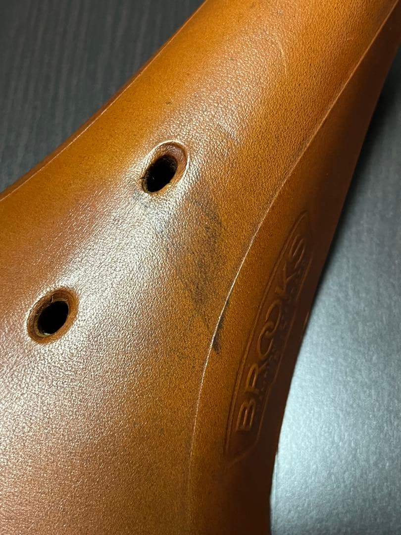 BROOKS B17 レザーサドル