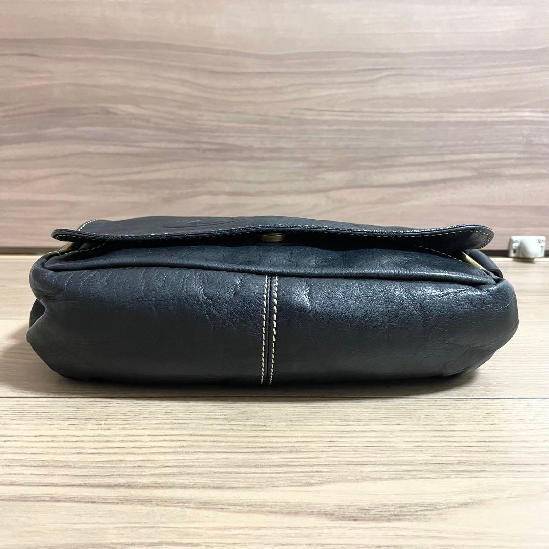 希少/ヴィヴィアンウエストウッド　ショルダーバッグ　アコード　ブラック　レザー