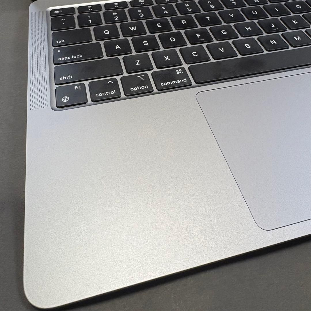 【美品】M1 MacBook Air 16GB / 256GB / US配列