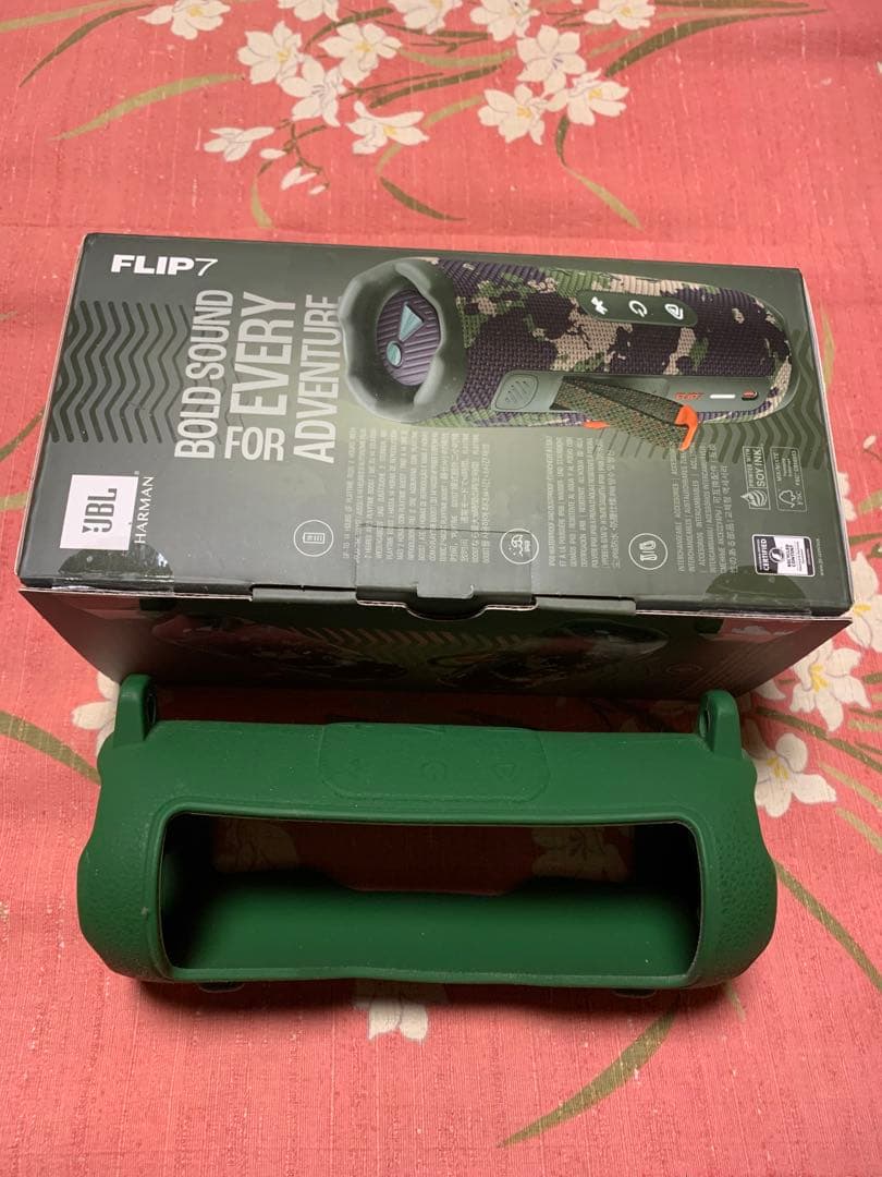 ‼️最終お値引き‼️JBLFLIP7SQUAD ブルート ウーススピーカースクワッド