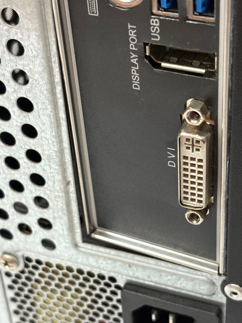 ⭐️818A⭐️Mouse Pro i7-9700 3.00 GHZ