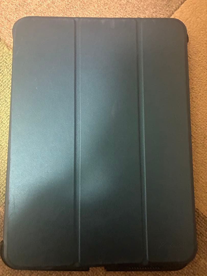 iPad 10.9インチ 第10世代 Wi-Fi 64GB シルバー ケース付き