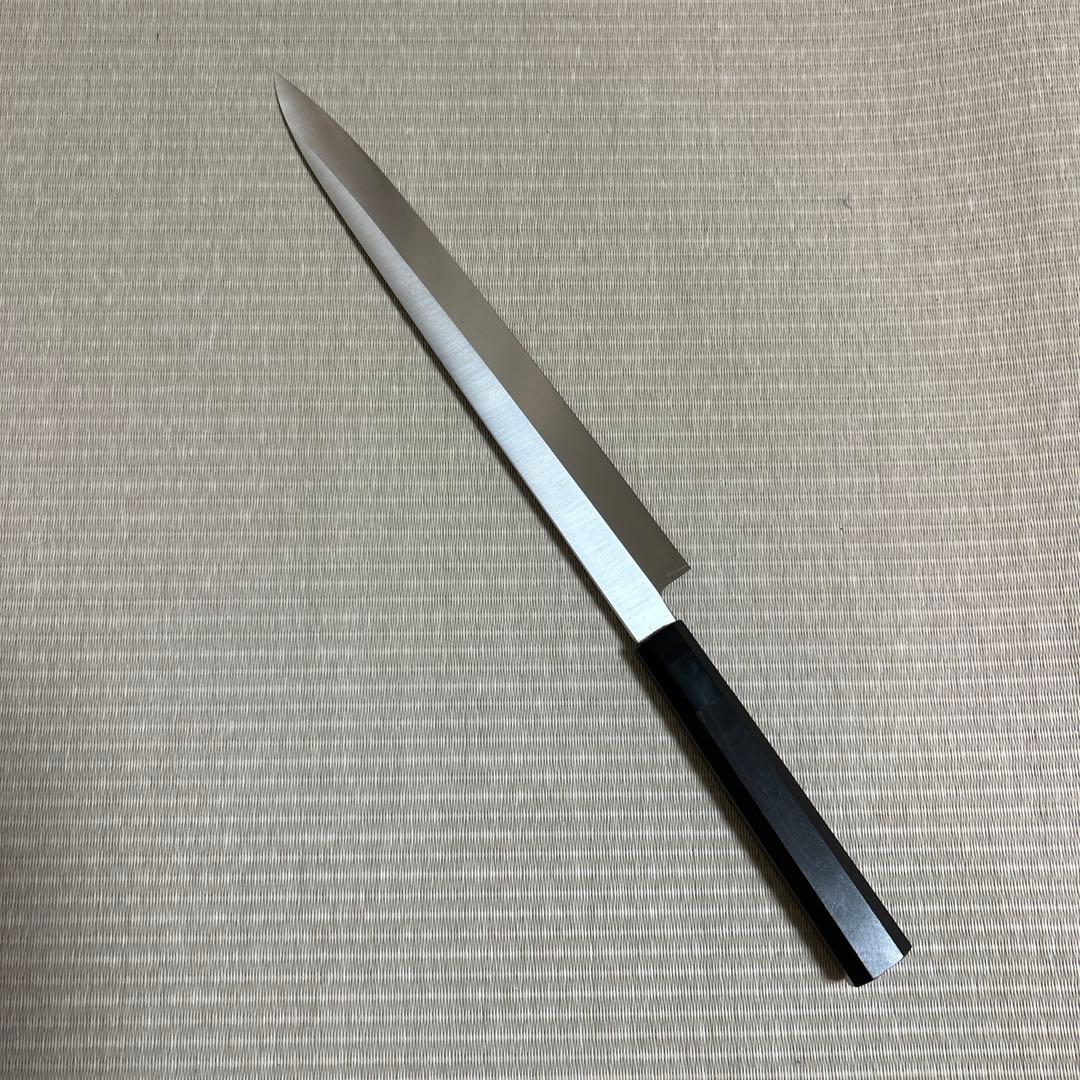 尺　柳刃　包丁　和包丁　本焼　黒檀黒水牛八角柄　新品　箱付き　V金10号