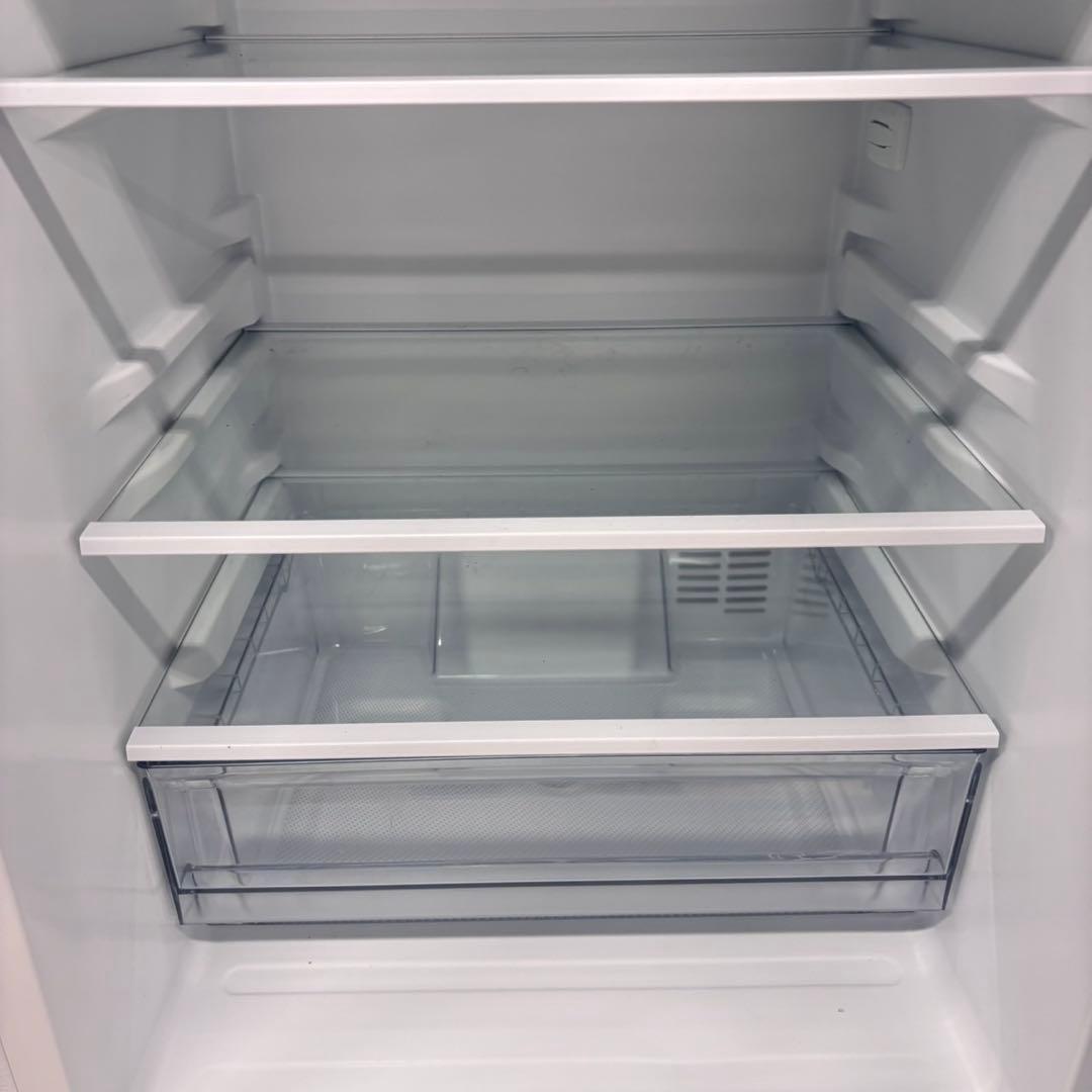 622 ハイアール　大きめサイズ　冷蔵庫　大容量　173L 100L強　小型