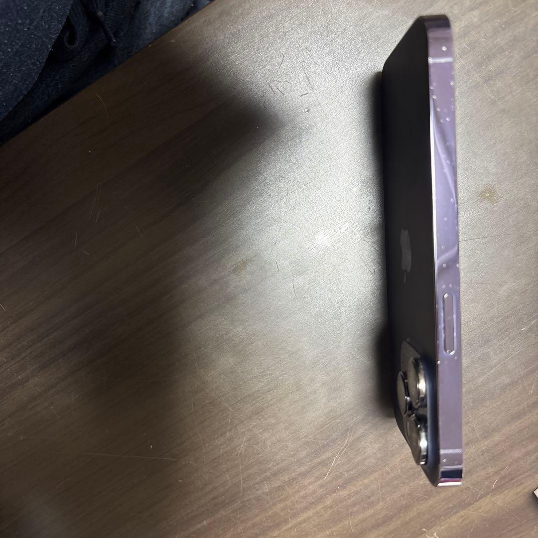 Apple iPhone 14 Pro 本体 充電ケーブル付き