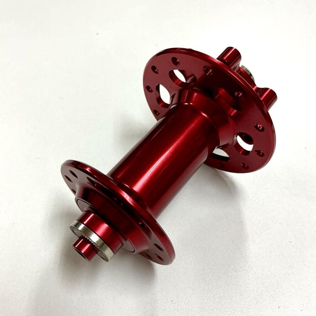 ディスクハブ 100/135mm　レッド　シマノ11速用　超軽量　未使用新品