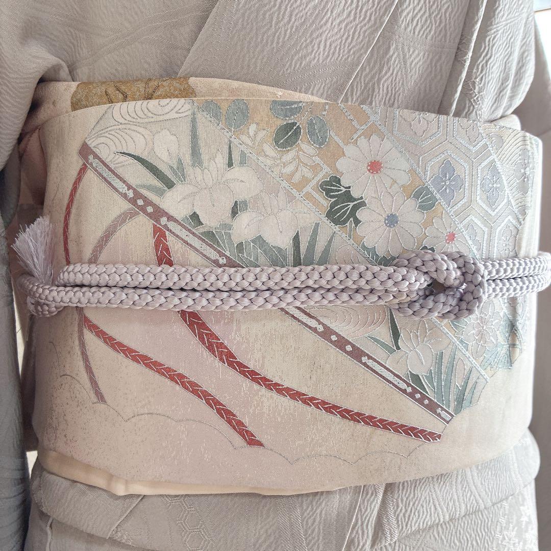 色無地　フルセット　着物　正絹　しつけ糸付き　ホワイトグレー　一つ紋　G4