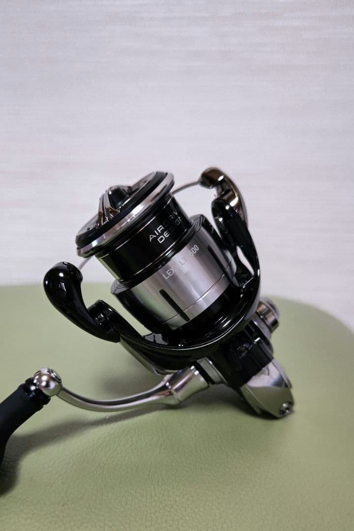 Daiwa 23LEXA LT2500 スピニングリール