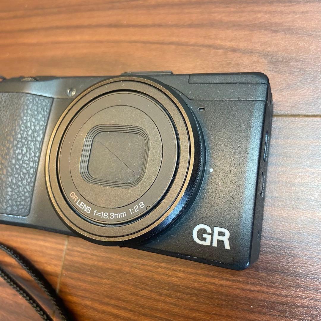 RICOH GR デジカメ ほぼ新品 4938