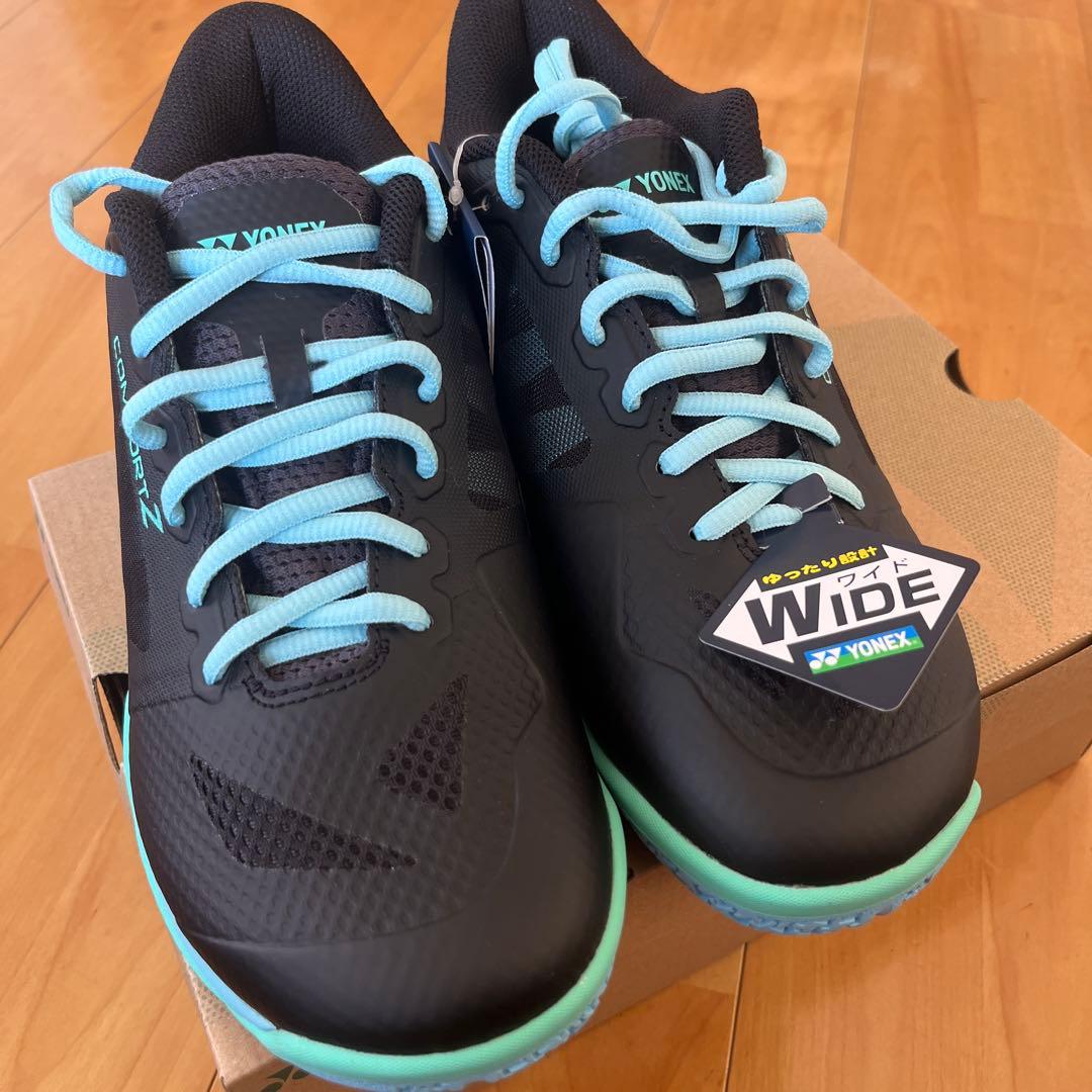 【新品・未使用】YONEXバドミントンシューズ SHBCFZ3WMワイド25cm