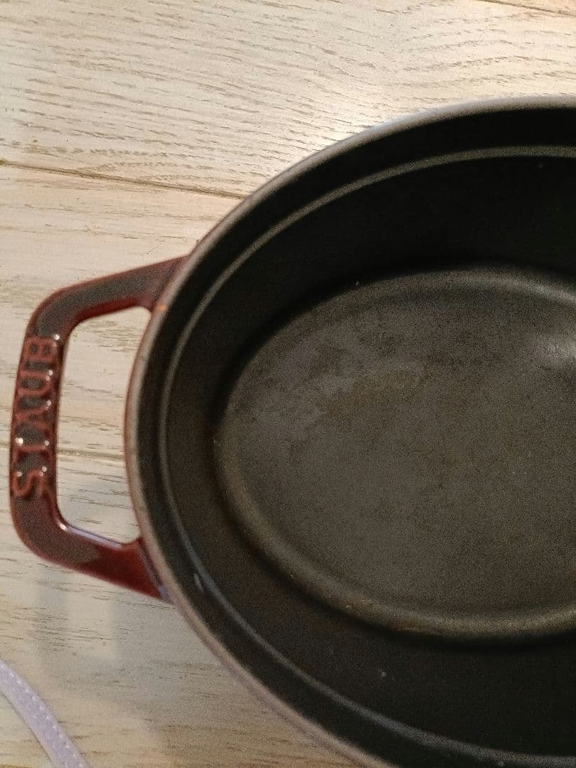 ストウブ ピコ・ココット オーバル 23cm グレナディンレッド