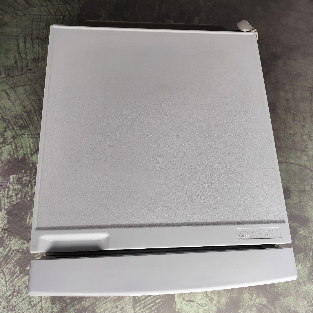 送料込価格 　冷蔵庫 ハイセンス HR-D1302 2020年製