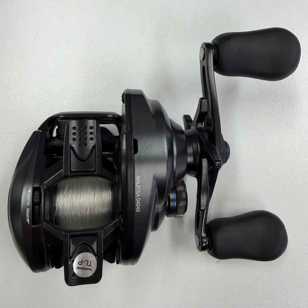 SHIMANO 19 SLX MGL 71HG 04049 ベイトリール シマノ