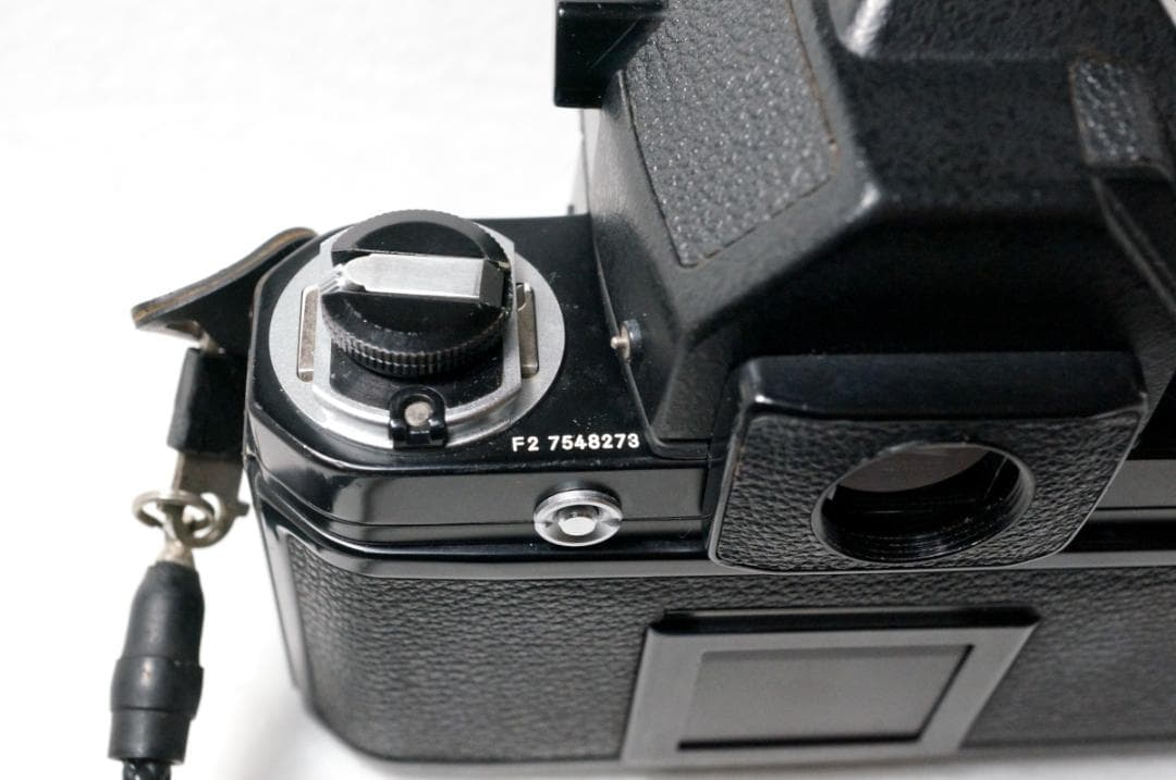 NIKON F２フォトミックS ／ズームレンズ／ フィルム２本