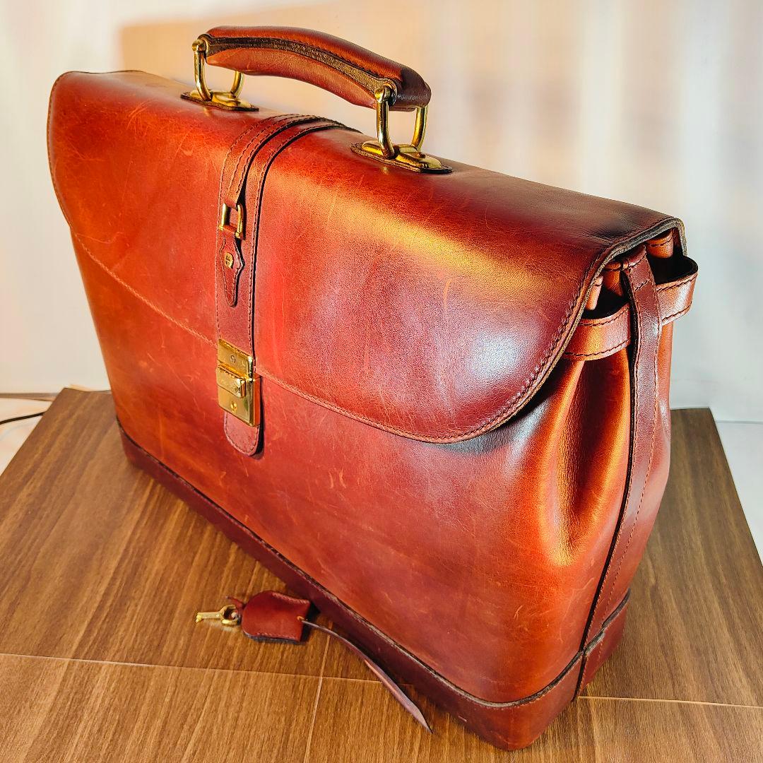 【ヴィンテージ】AIGNER アイグナー　高級ダレスバッグ バーガンディ鍵付本革