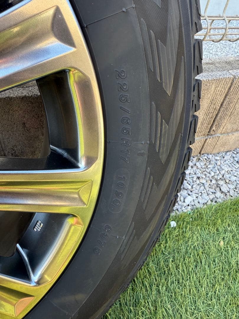 レクサス　17インチ　スタッドレスタイヤ　センサー付き　225/65R17