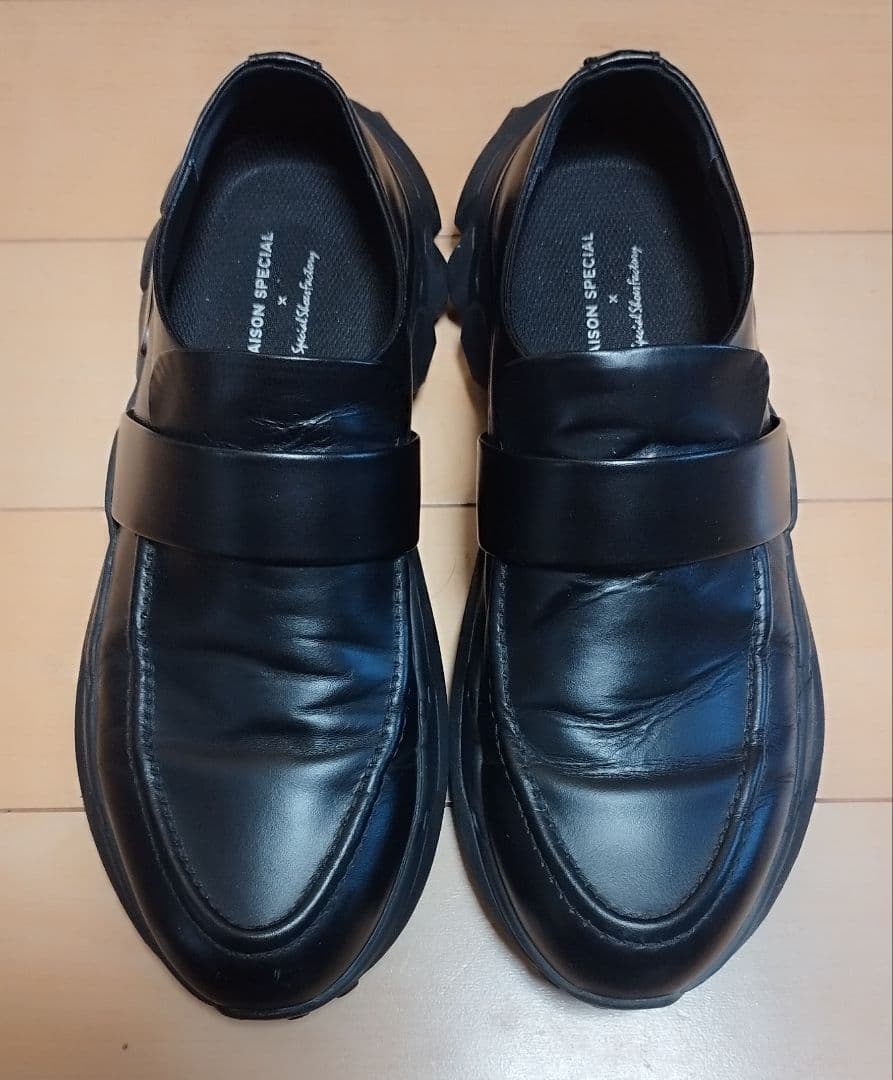 メゾンスペシャル レザーローファースニーカー ビブラムソール