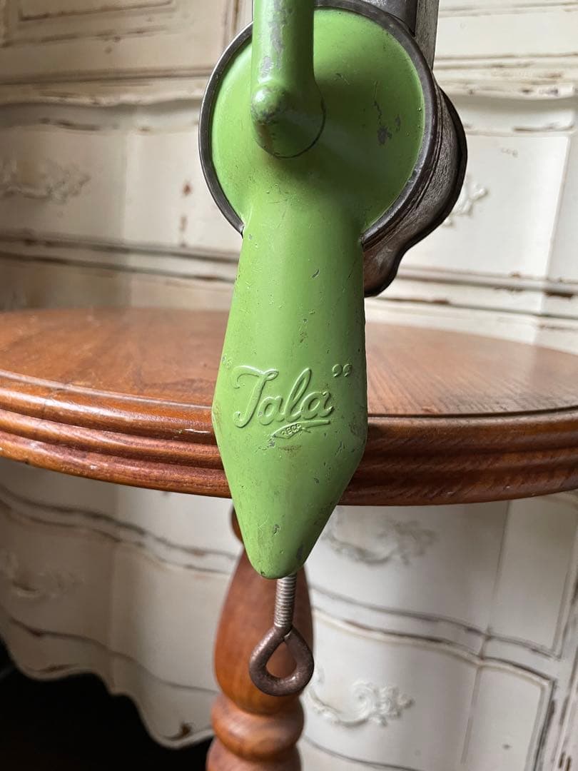 イギリス　アンティーク　チーズ　グレーター　削り　グラインダー　Tala社