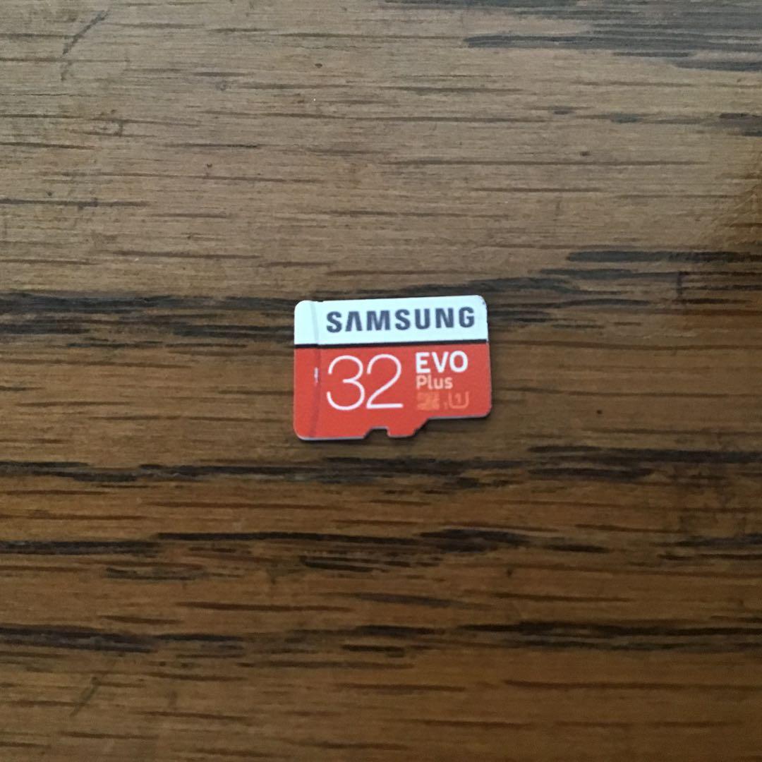 ビデオカメラ DJI Osmo Pocket 2