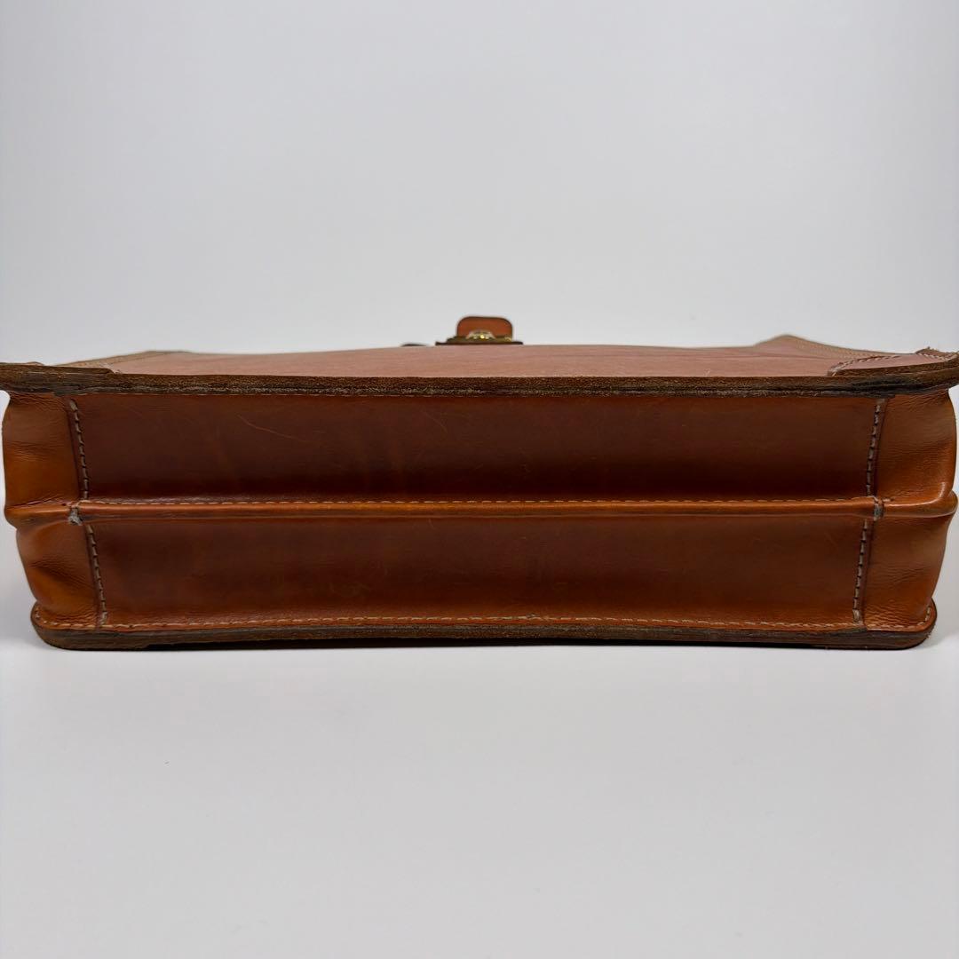 HERZ ヘルツ　ダレスバッグ　ビジネスバッグ　レザー　キャメル　メンズ