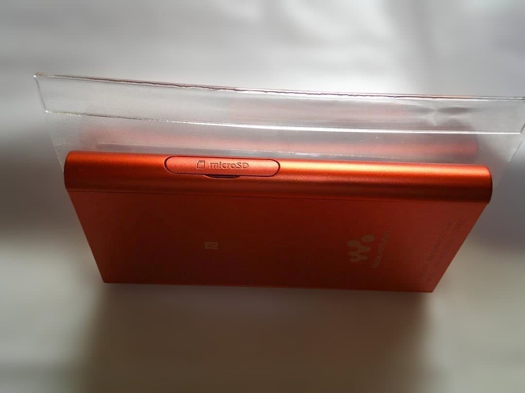 SONY ウォークマン オレンジ