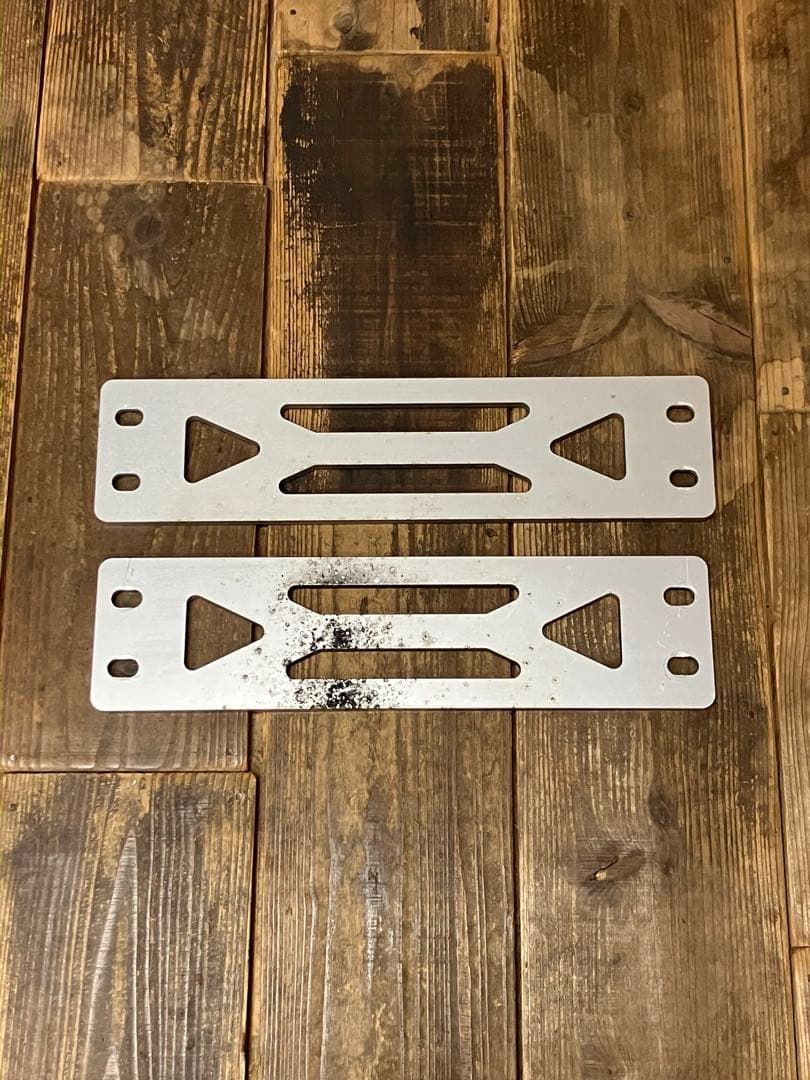 フォルクスワーゲンゴルフ5&6などCPMロアレインフォース