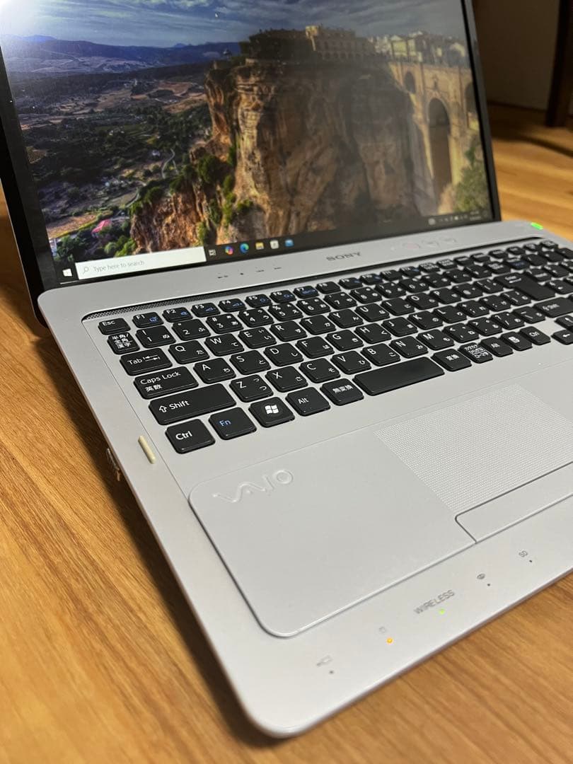 Sony VAIO ノートPC シルバー