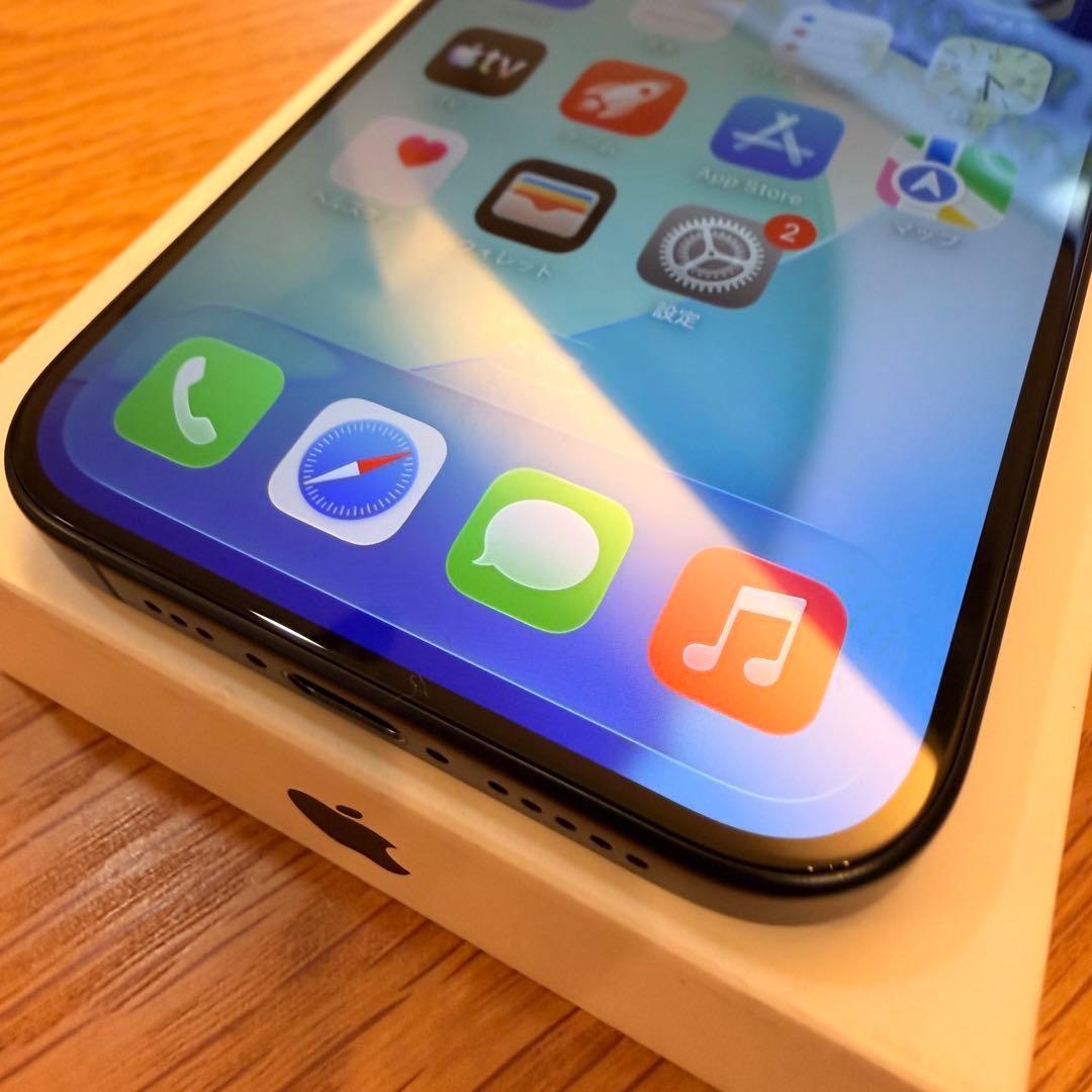 Apple iPhone 15 Pro 256GB 本体ブルー チタニウム