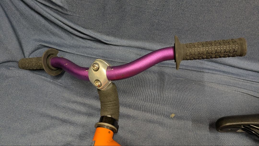 ストライダー　カスタムパーツ含　オレンジ　ダディラボホイール　極反り棒