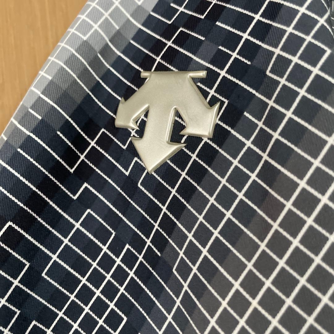 デサントDESCENTEスキーウェア　上下セット　デモチーム　中古　サイズL/O