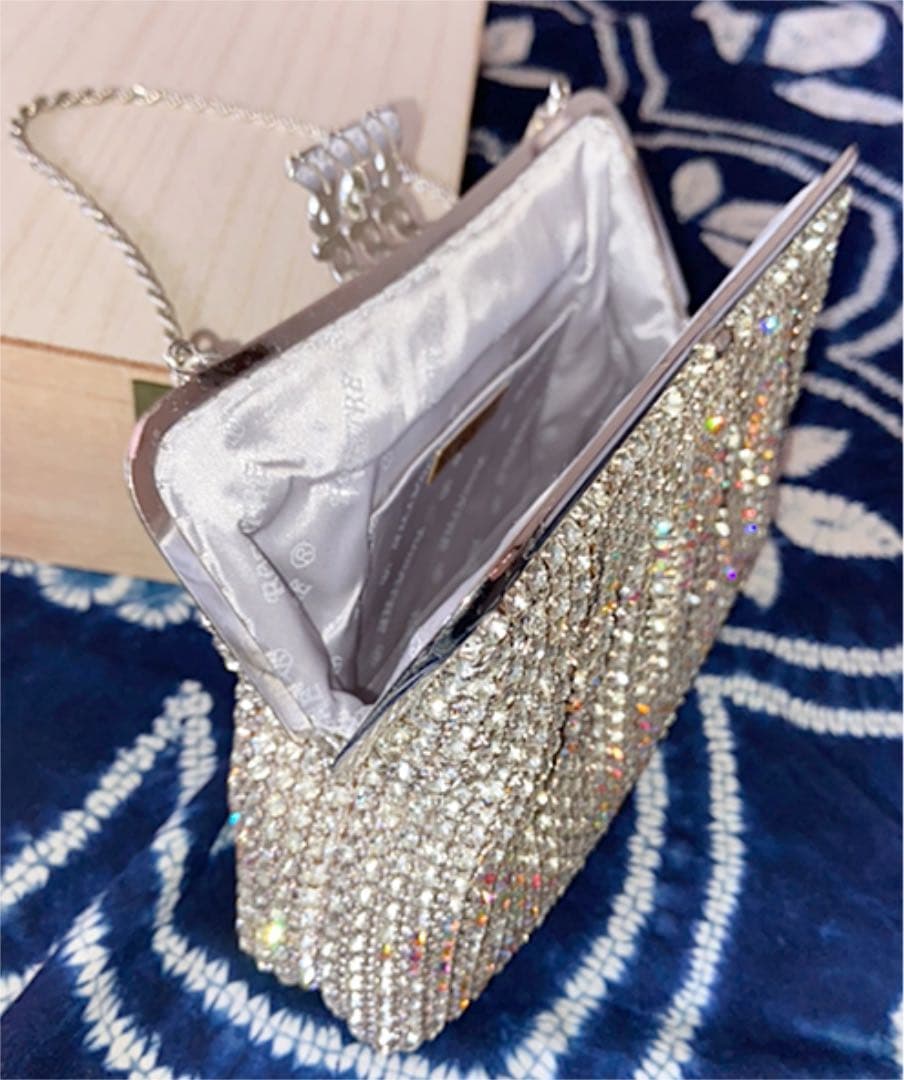 成人式和装小物　ファーショール・ラインストーンバック・草履・髪飾りのセット☆彡