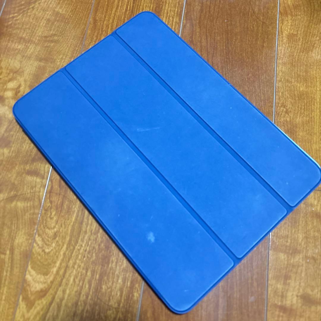 Apple iPad Air 4 256 シルバー 本体 + カバー付き