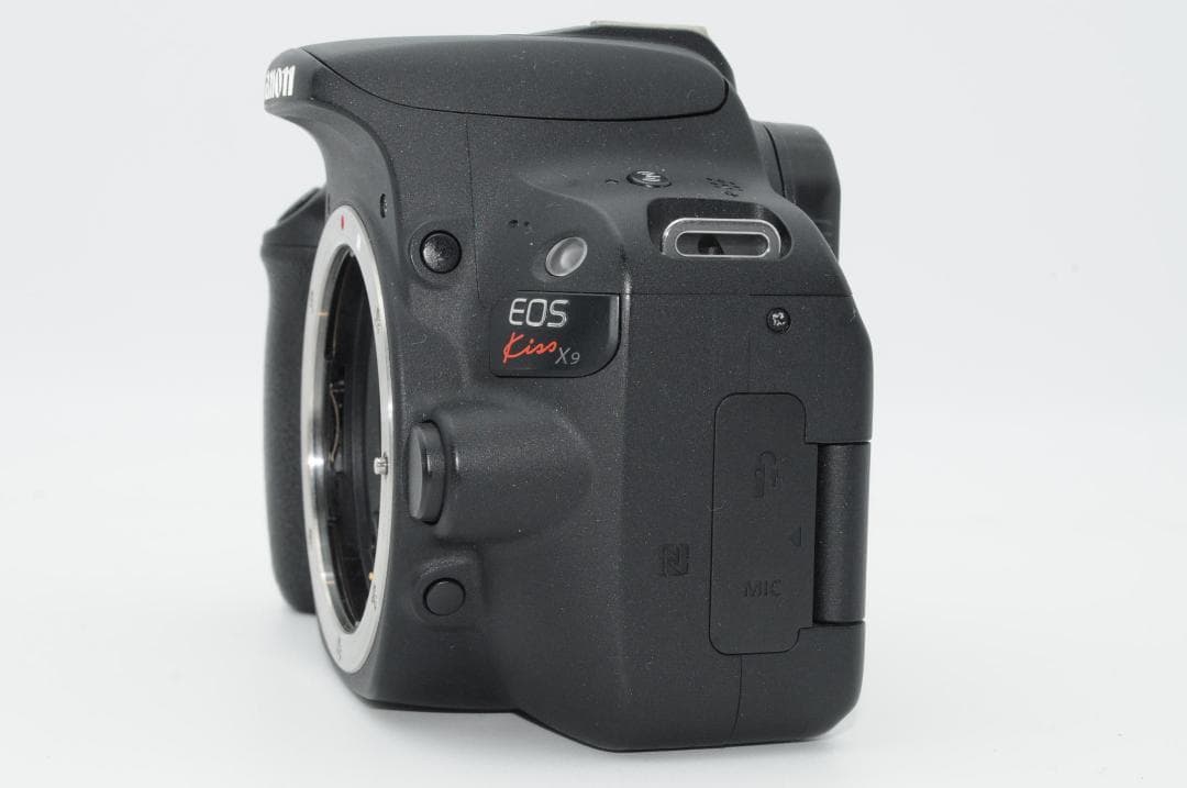 ■新品クラス④■冬SALE■ Canon EOS Kiss x9 ダブルレンズ