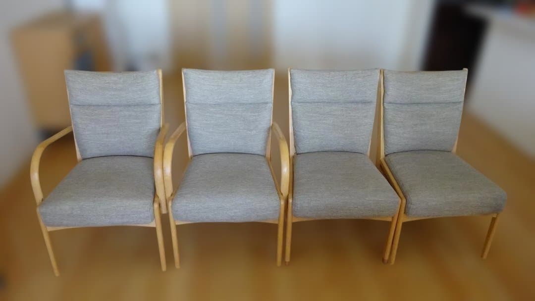 4.ソファのような座り心地(ニトリ C-27肘付き2脚+肘なし２脚）4脚セット