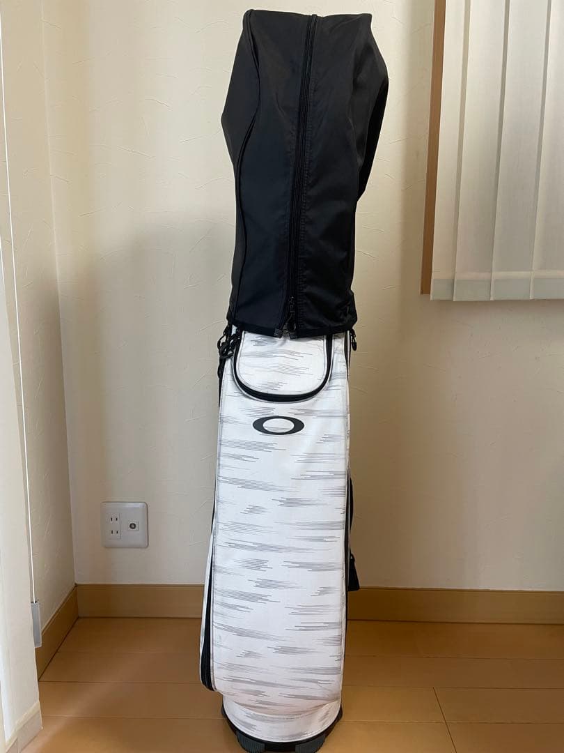 OAKLEY （オークリー）キャディバッグ