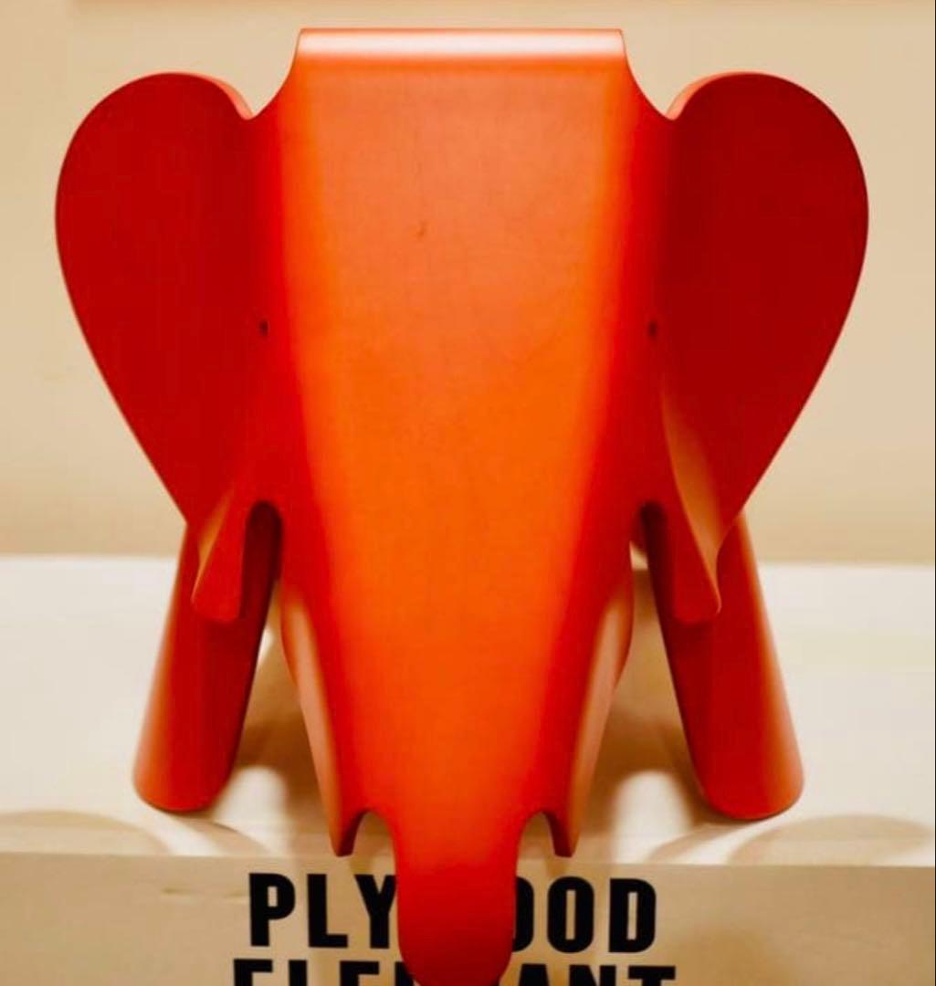 2007年製 イームズ プライウッドエレファント レッド Eames