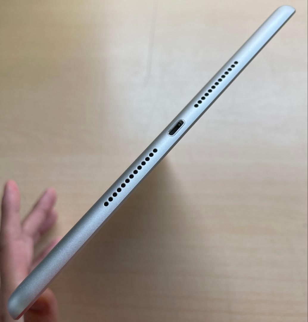 iPad 第7世代 Wi-Fi+Cellular シルバー　32GB 超美品#3
