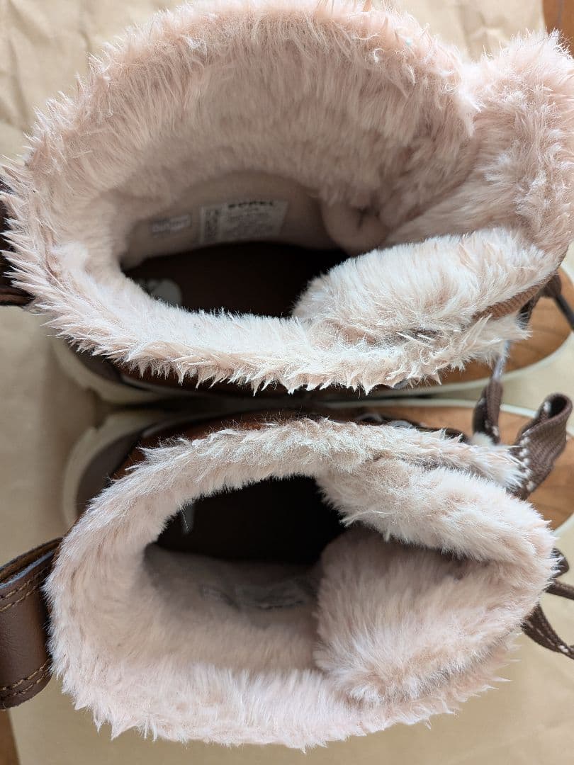 SOREL ベージュ 防寒ブーツ