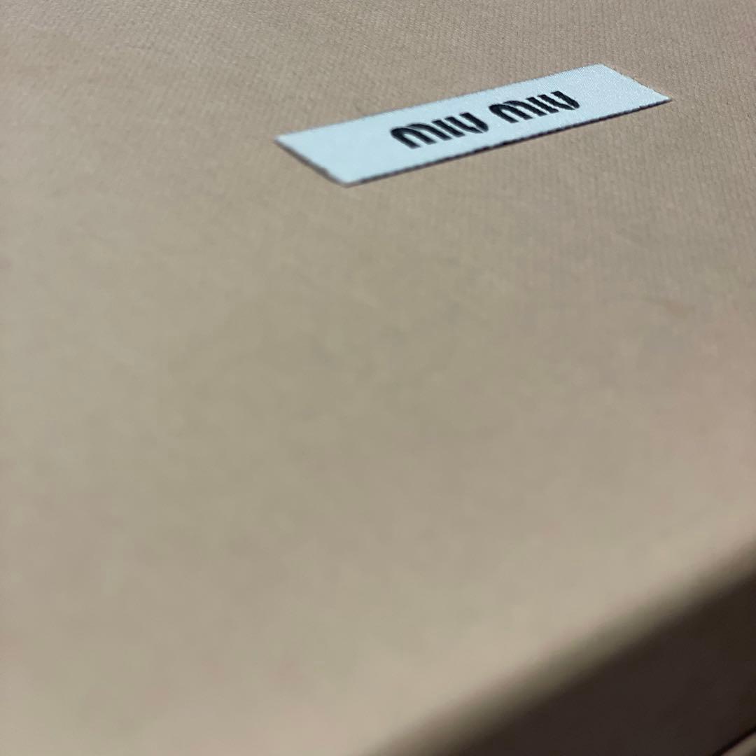 MIUMIU ミュウミュウ ラムレザーグローブ 新品未使用