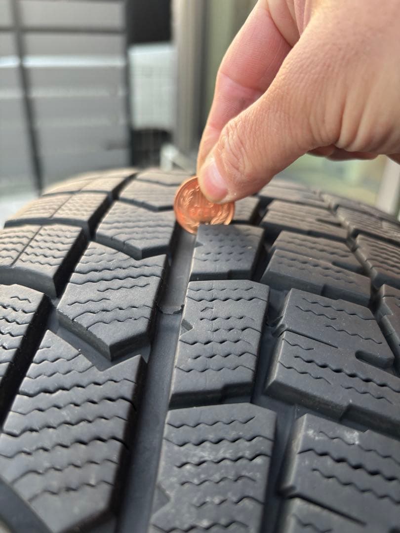 30アルファード　スタッドレス　DUNLOP 225/60R17 ホイールセット