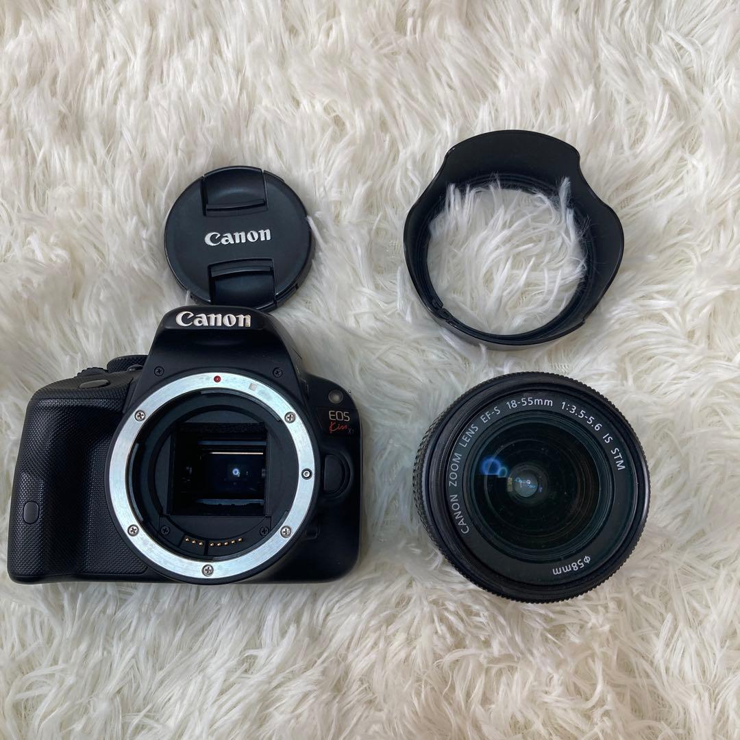 バッテリー2個付き　Canon kissX 7 デジタル一眼レフカメラ　ジャンク