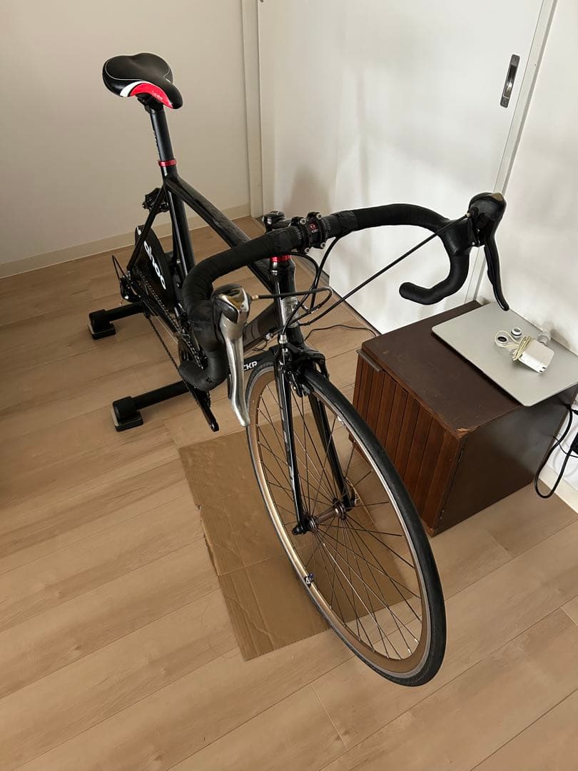 wahoo KICKR core 自転車付　衝撃パッド付