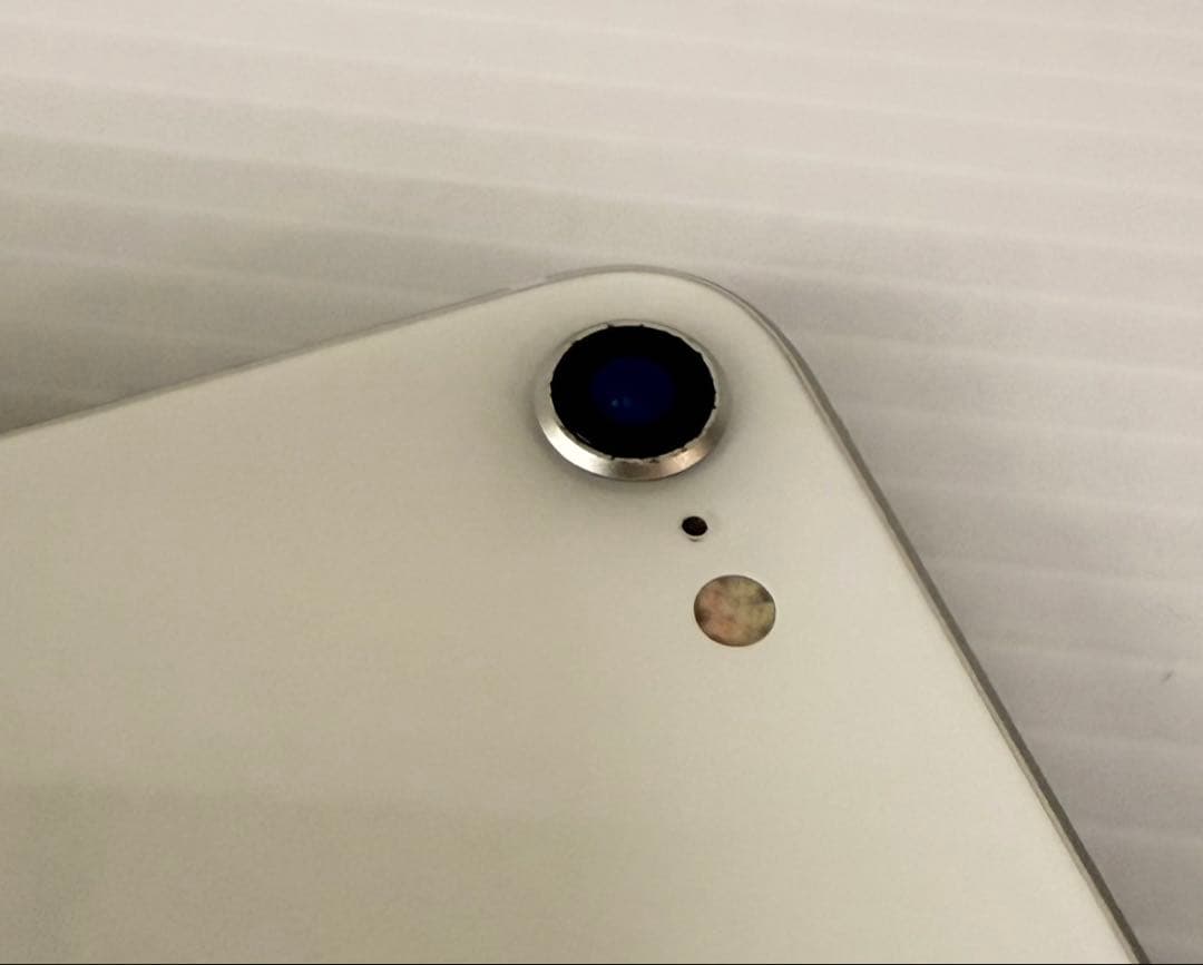 iPhone SE2 ホワイト64GB SIMフリー 美品