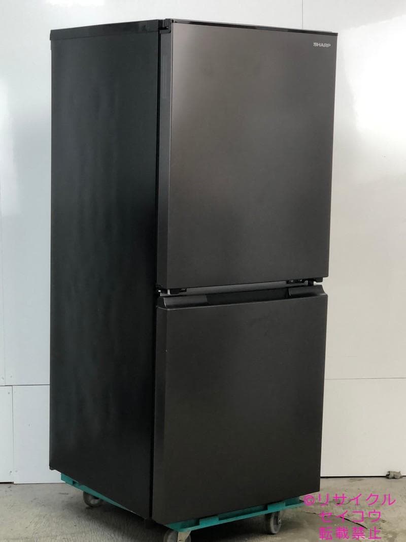 【中古】シャープ冷蔵庫 152L 2022年式2510231222