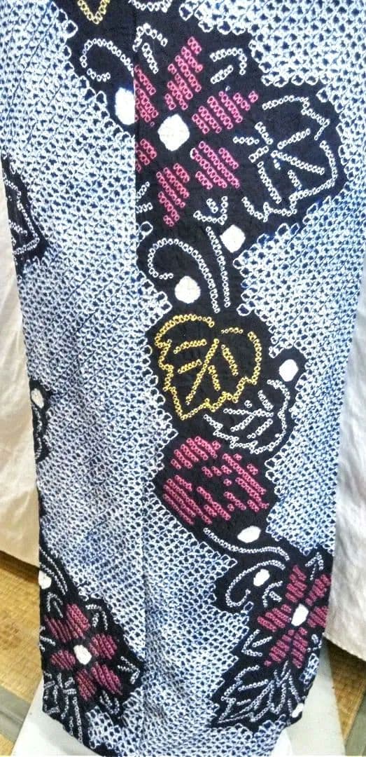 有松鳴海絞り浴衣、紺色に葉っぱ柄入り