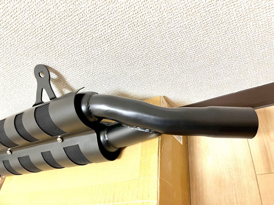 ［17〜22年式］レブル250のマフラーgemspeed製V2エンドバッフル付き