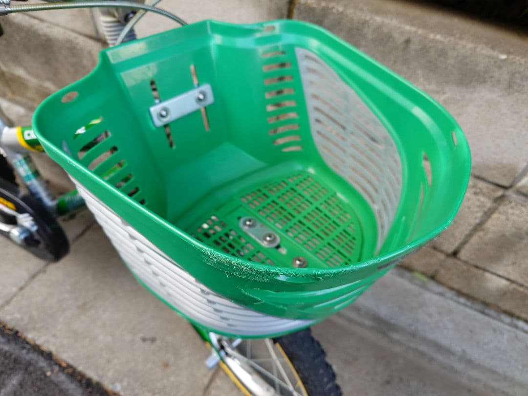 美品【東京　手渡し】　ブリヂストン キッズ クロスファイヤー　16インチ　緑